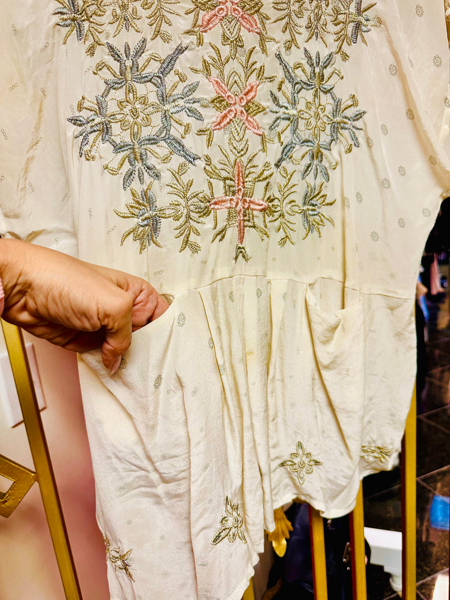VINTAGE BIYA (Johnny Was) - 100% SILK Johnny Was Reversible Kimono 