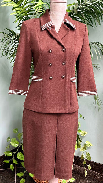 St. John collection by Marie Gray size 2 (preowned