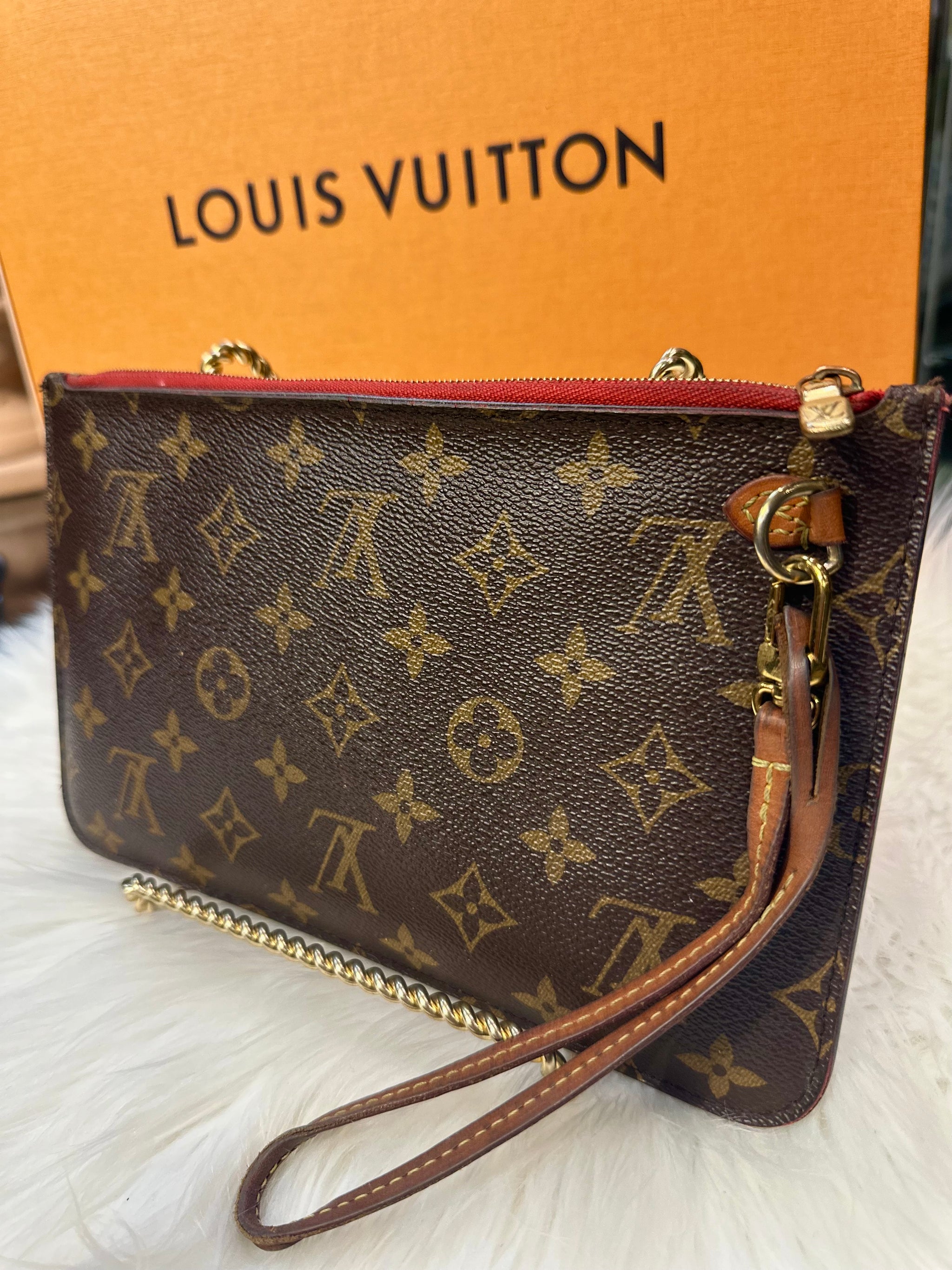 Louis vuitton wristlet wallet discount
