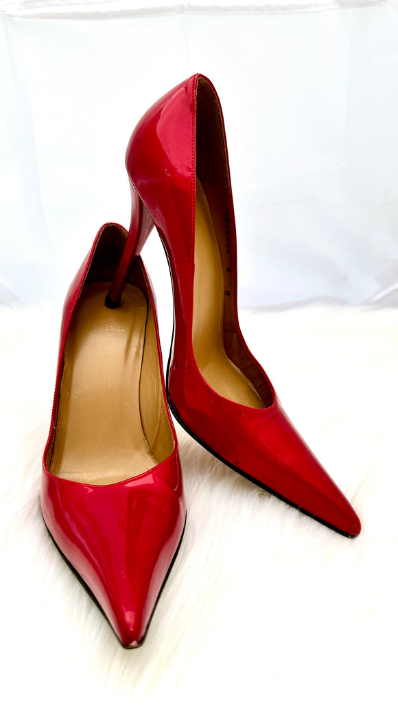 STUART WEITZMAN RED PATENT LEATHER HEELS size 8M