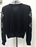 St. John Knit Sweater Zipper In Front, Black With Silver Design
VTG "P” (small) Pre-owned