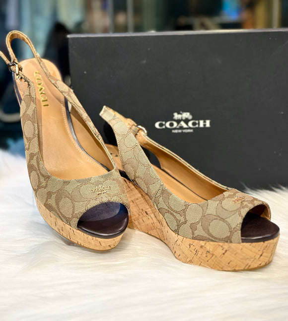 COACH Platform Sandals size 10m (preowned)