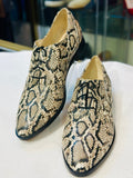 COLE HAAN Beige Embossed Leather Shoes size 8B (preowned)