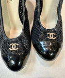 CHANEL SHOES FOR WOMAN ESCARPINS BLACK SIZE 38.5 VERY GOOD CONDITION (preowned)