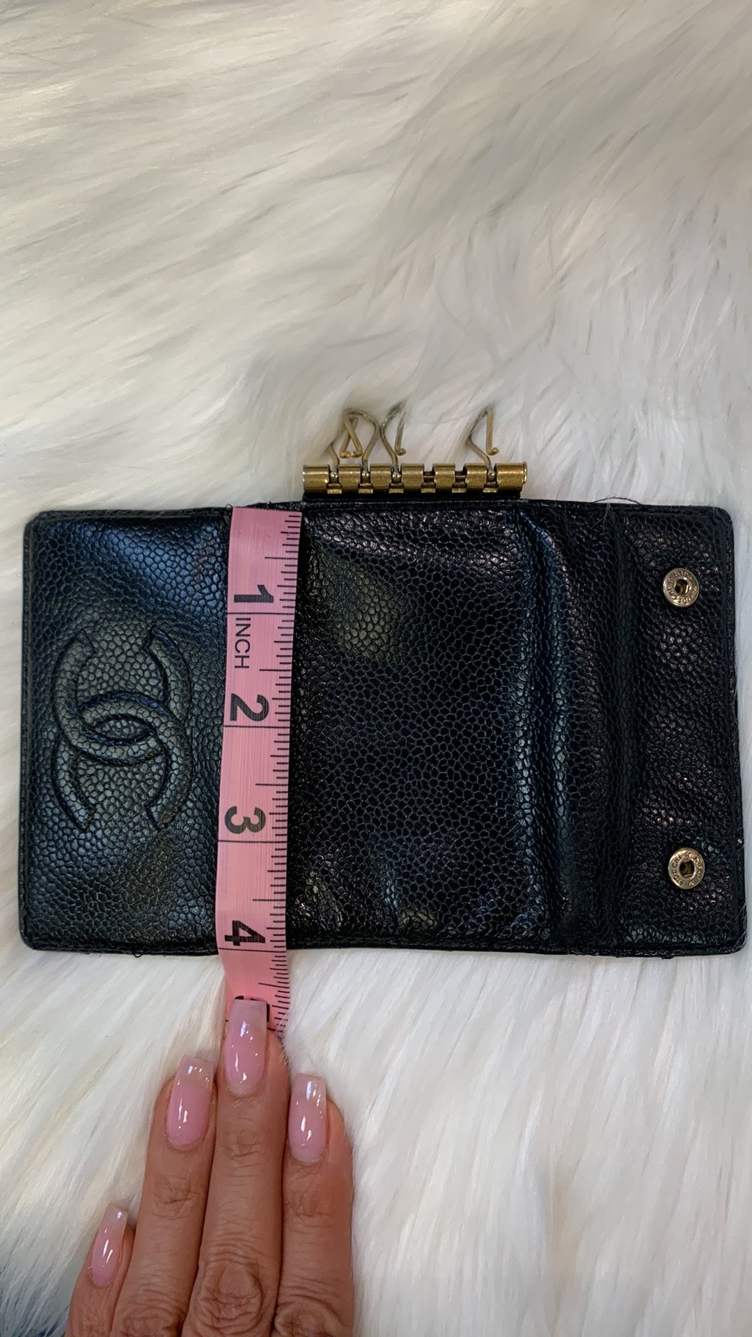 CHANEL Key shops chain Authentic