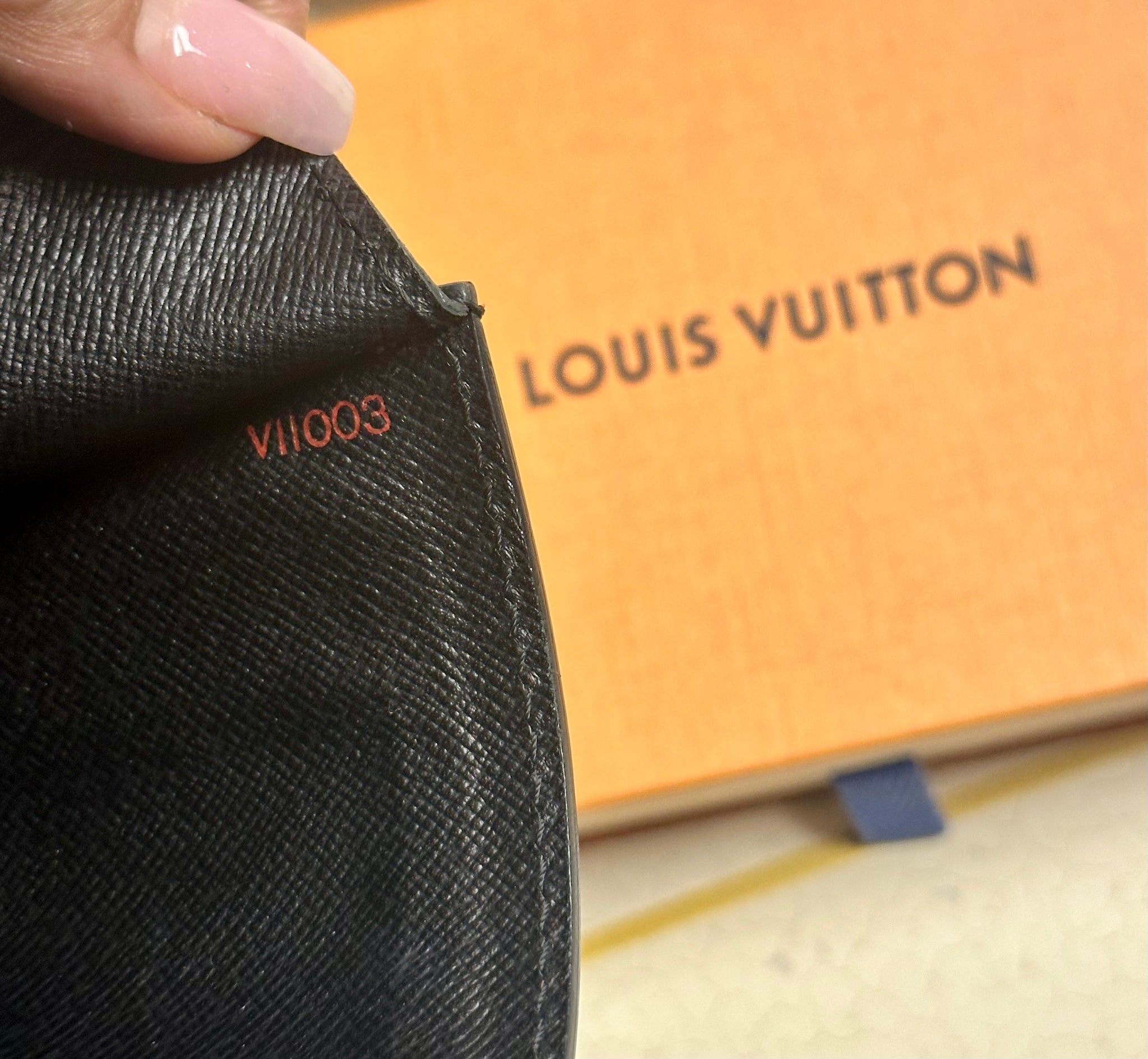 dragonne AUTHENTIC LOUIS VUITTON EPI SERIE DRAGONNE BLACK HAND BAG (PREOWNED) –  Majolie Designs