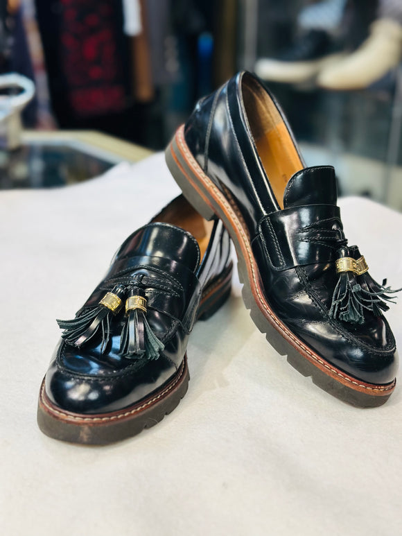 Stuart Weitzman Leather Footwear for Women size 8M (preowned)