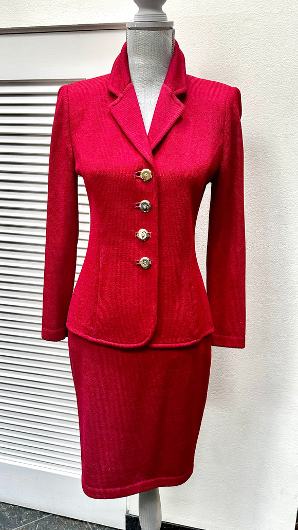 Vintage St. John collection by Marie Gray Red Size 2
2piece skirt set (preowned)